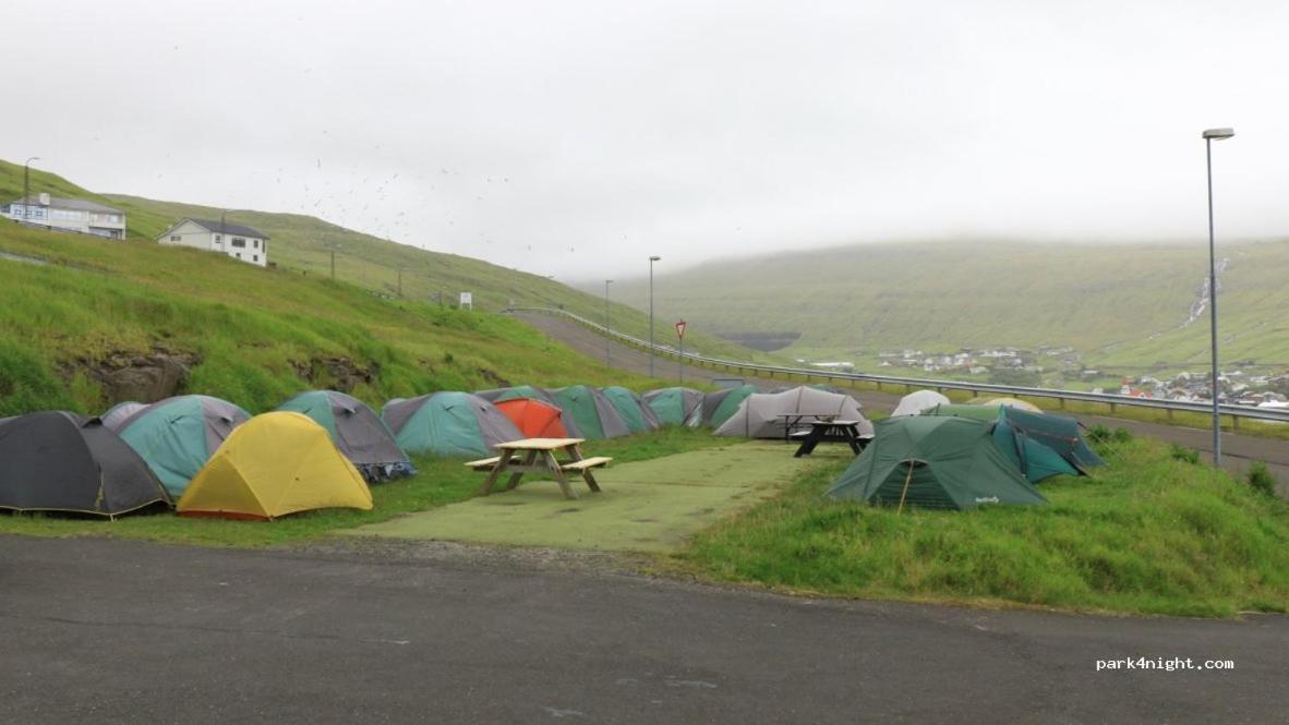 Giljanes Camping Sandavagur Luaran gambar